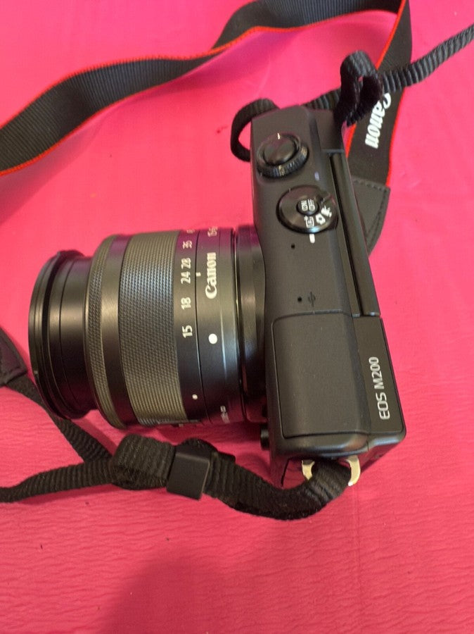 Canon EOS M200 24.1MP Mirrorless Camera with EF-M 15-45mm Lens Black