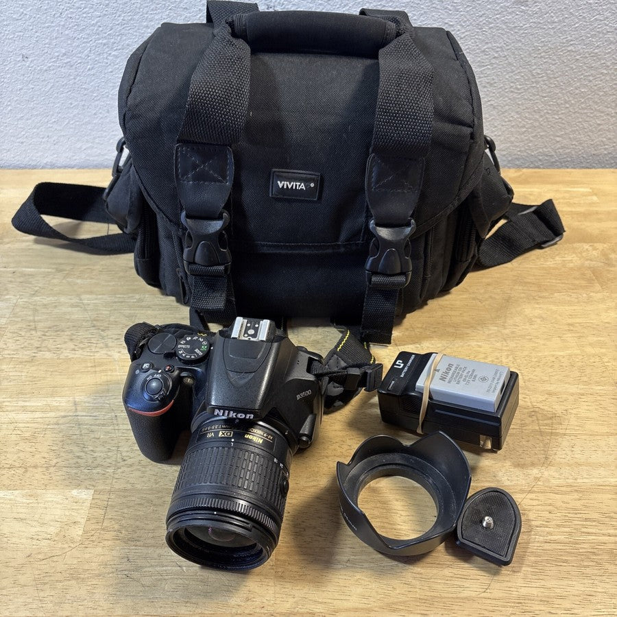 Nikon D3500 24.2MP DSLR Camera with 18-55mm VR Lens Kit Black