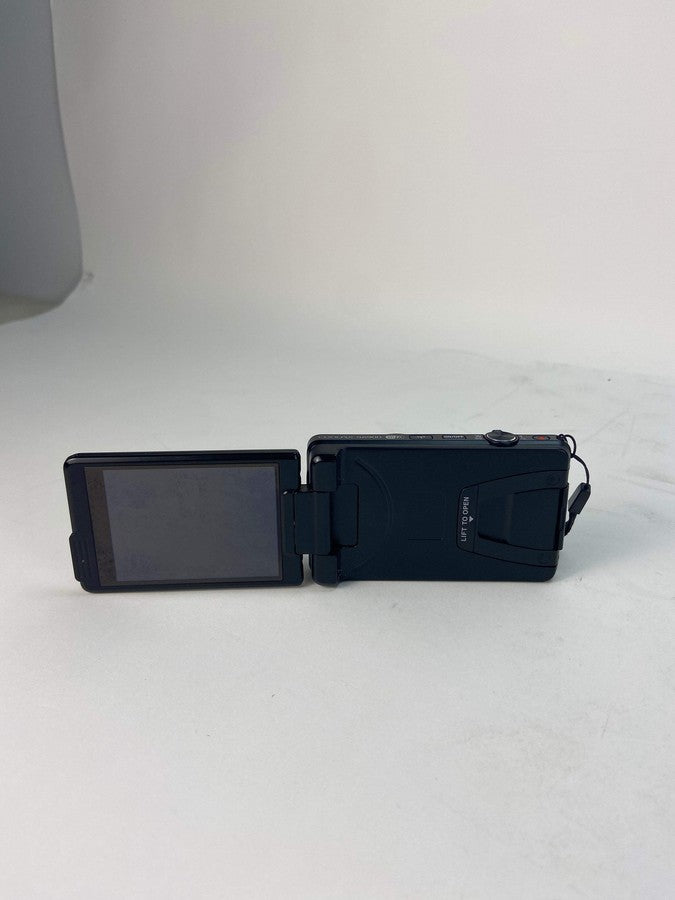 Nikon Coolpix S6900 16.0MP Compact Digital Camera Black