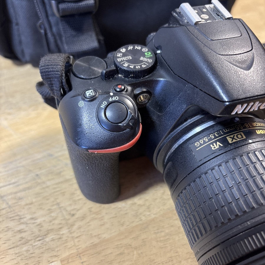 Nikon D3500 24.2MP DSLR Camera with 18-55mm VR Lens Kit Black