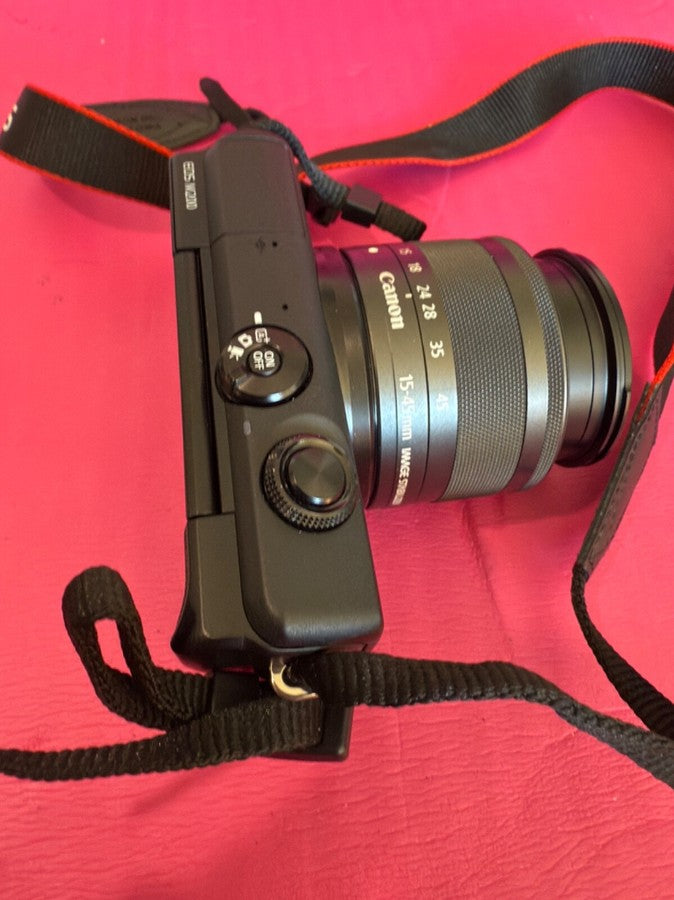 Canon EOS M200 24.1MP Mirrorless Camera with EF-M 15-45mm Lens Black