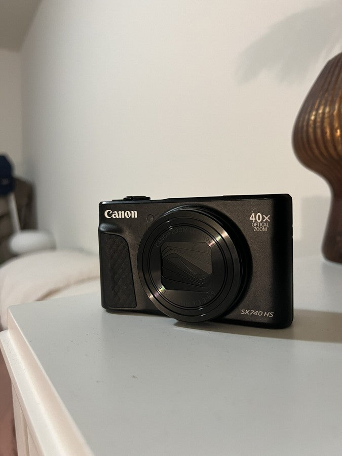 Canon PowerShot SX740 HS 20.3MP Digital Camera Black