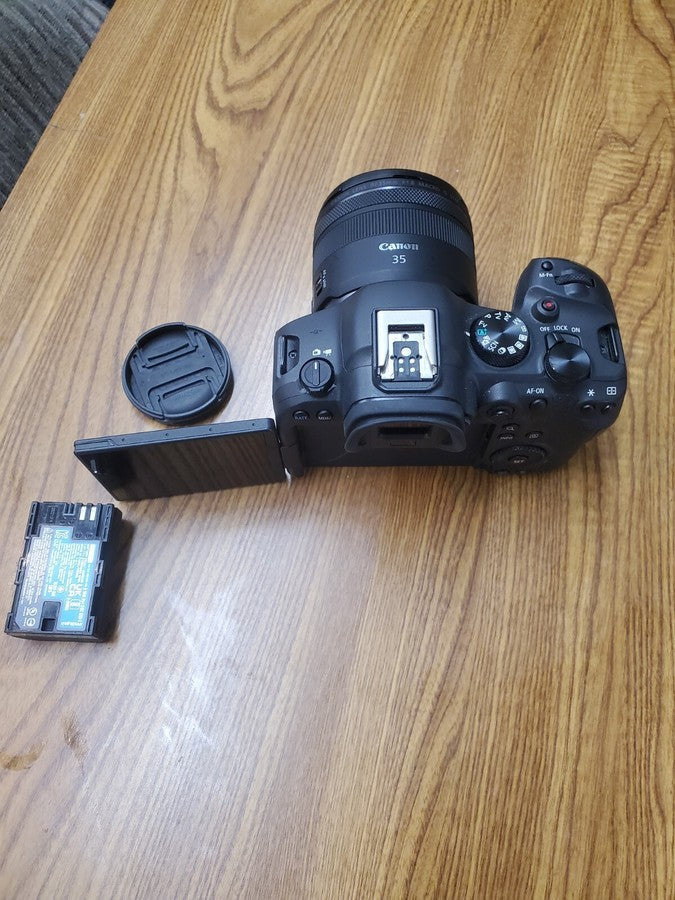 Canon EOS R6 Mark II 24.2MP Full-Frame Mirrorless Camera with 35mm Lens