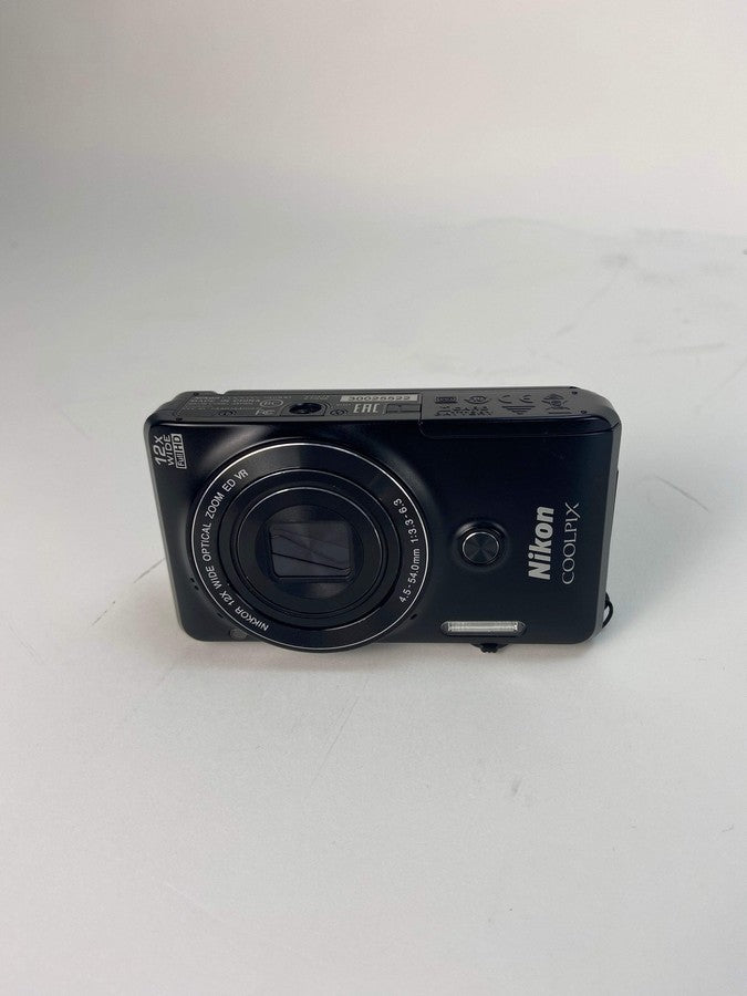 Nikon Coolpix S6900 16.0MP Compact Digital Camera Black